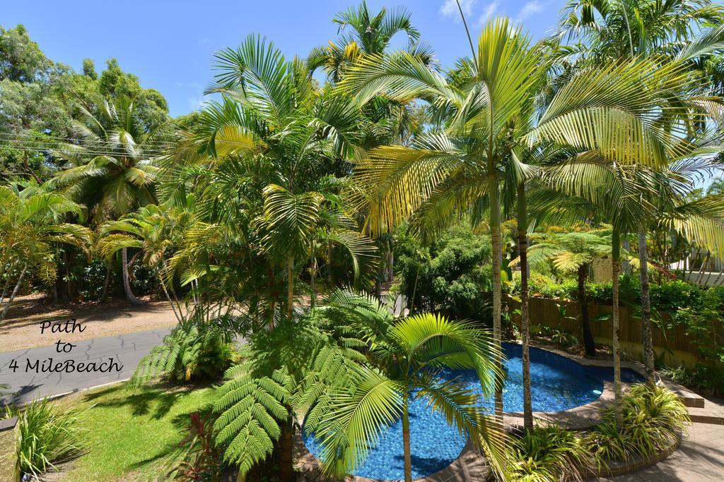 Sea La Villa Port Douglas Room photo